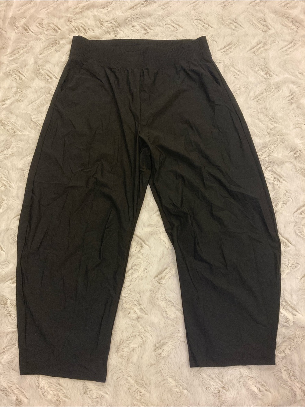 Old Navy Pull On Athletic Barrel Pants